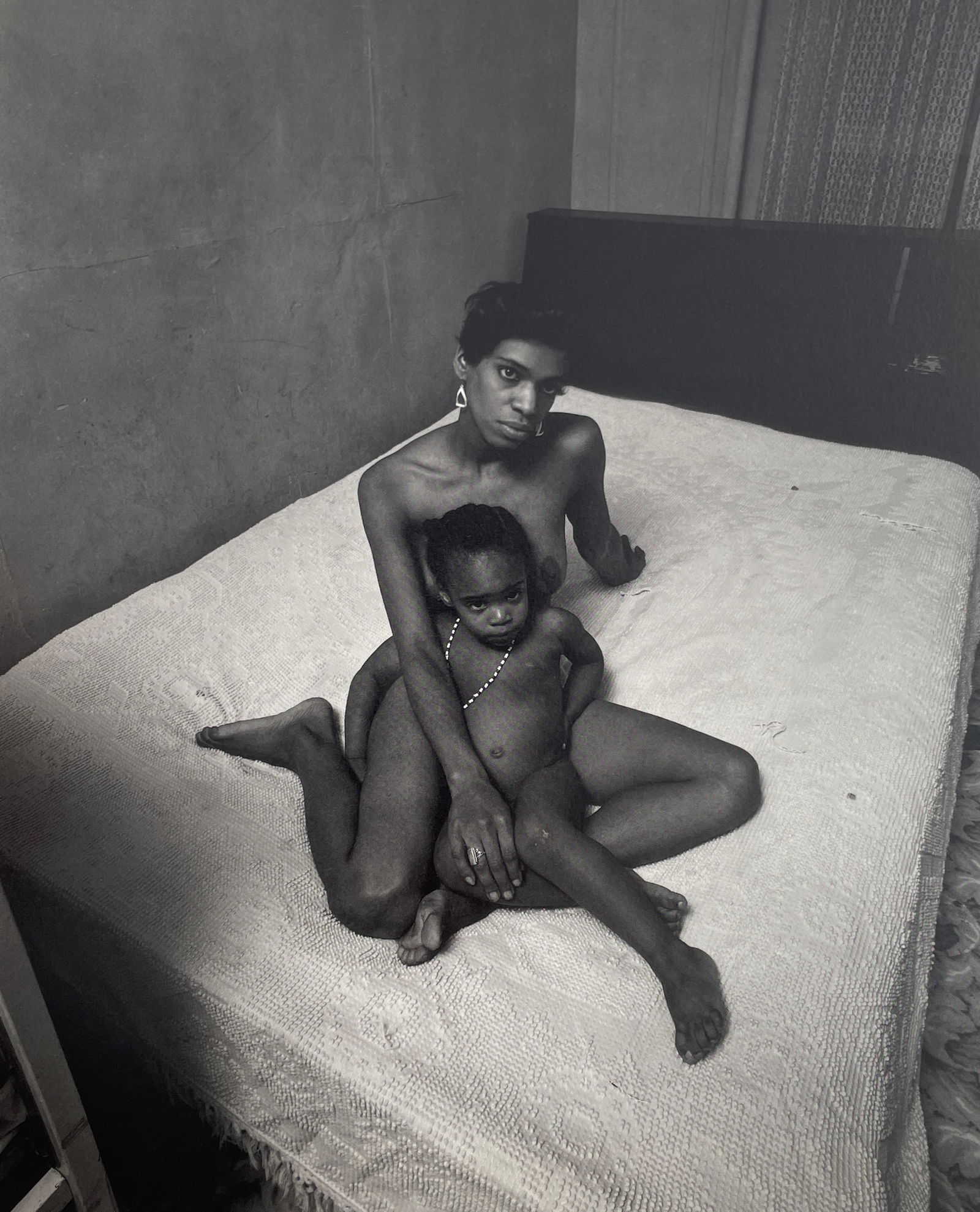 Bruce Davidson - East 100th St, 1966 (1 of 1)