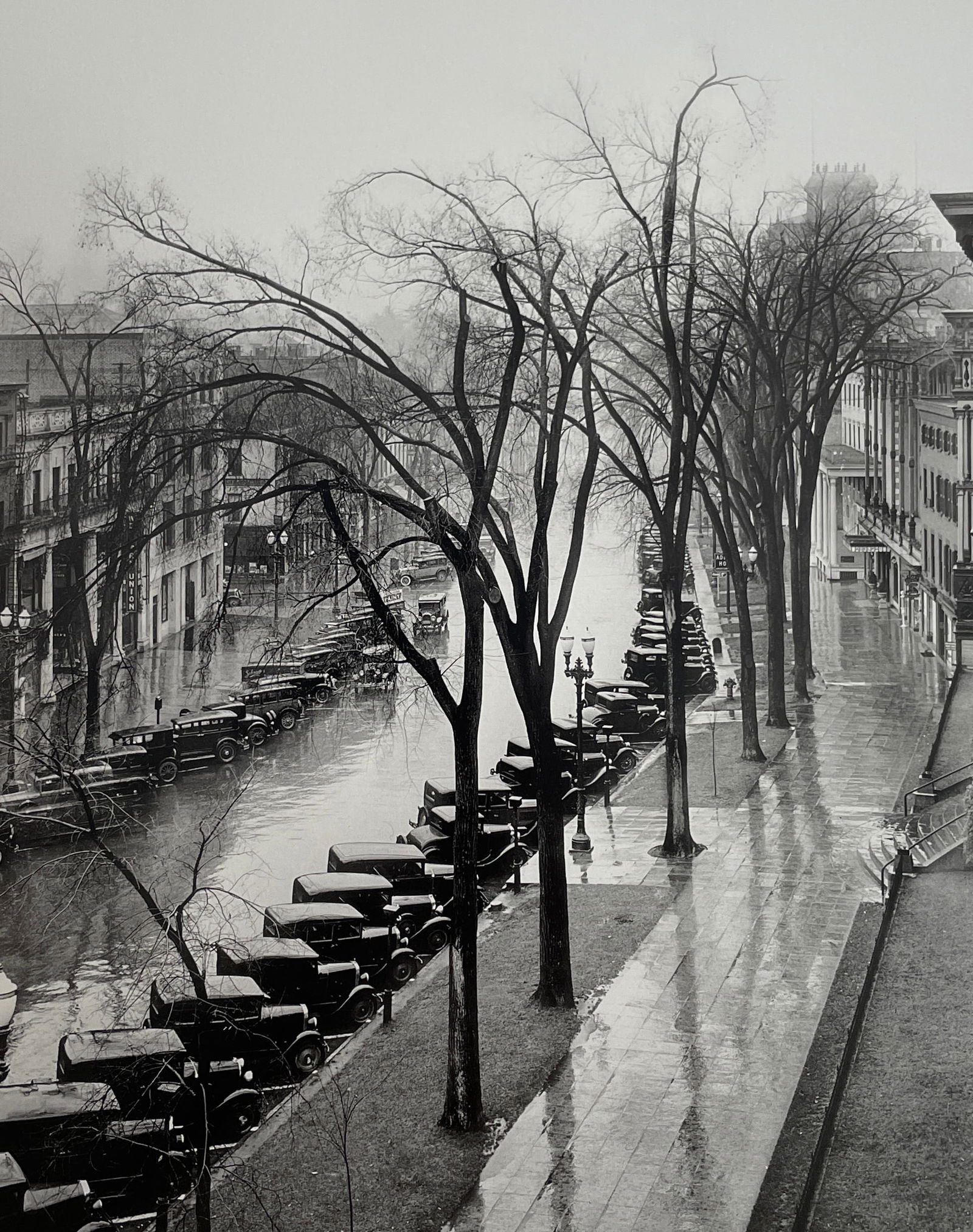 Walker Evans - Main Street, New York, 1931: WALKER EVANS (1903-1975) Title - Main Street, Saratoga Springs, New York, 1931 Type of Print - Print in Colors Approximate Image Size - 6 1/4" x 7 3/4" Walker Evans was a renowned American photographe