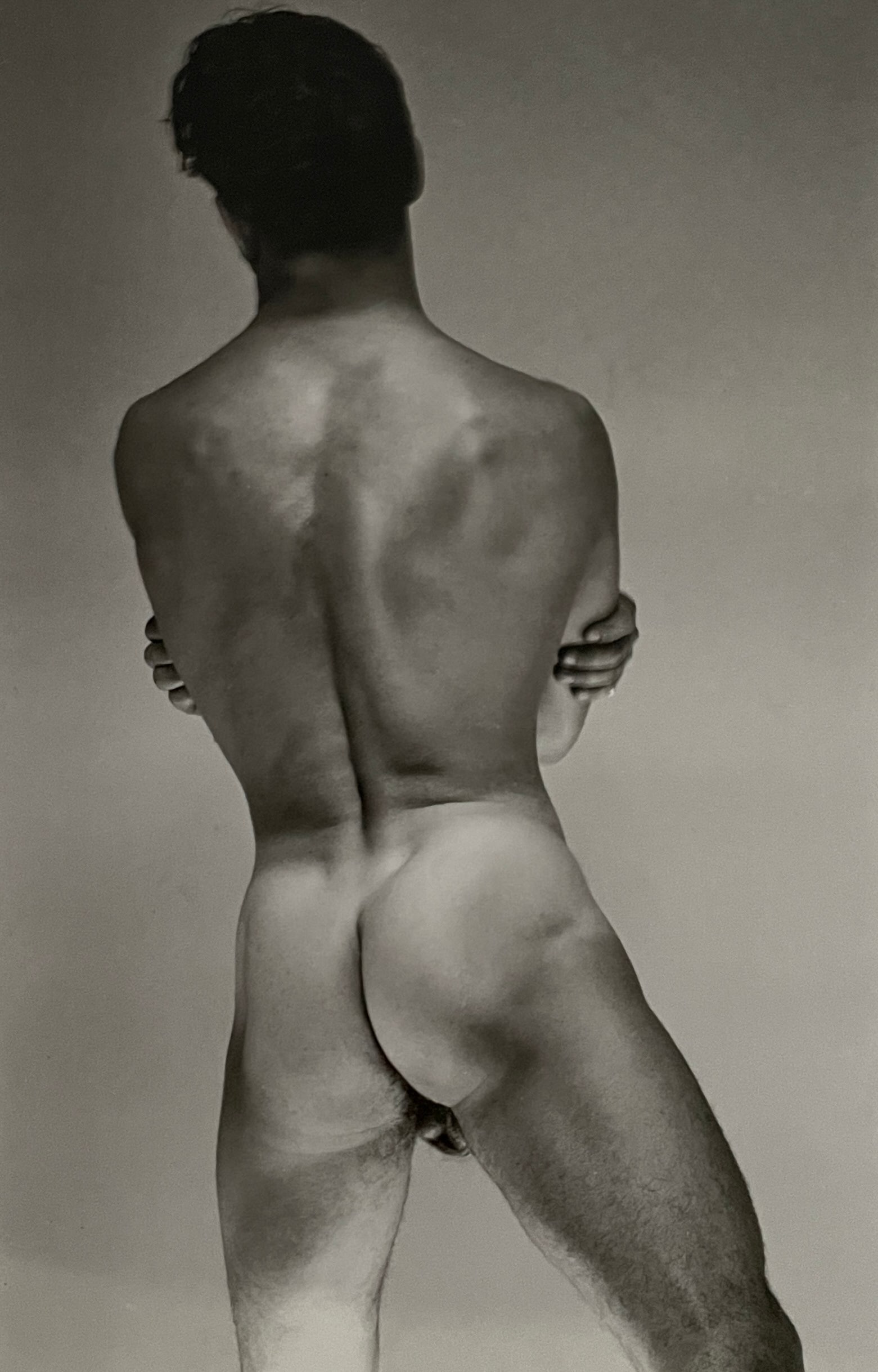 George Platt Lynes - Male Nide, 1952: GEORGE PLATT LYNES (1907â€“1955) Title - Male Nude, 1952 Type of Print - Print in Colors Approximate Image Size - 8 1/2" x 5 1/4" George Platt Lynes was an American fashion photographer. His gray