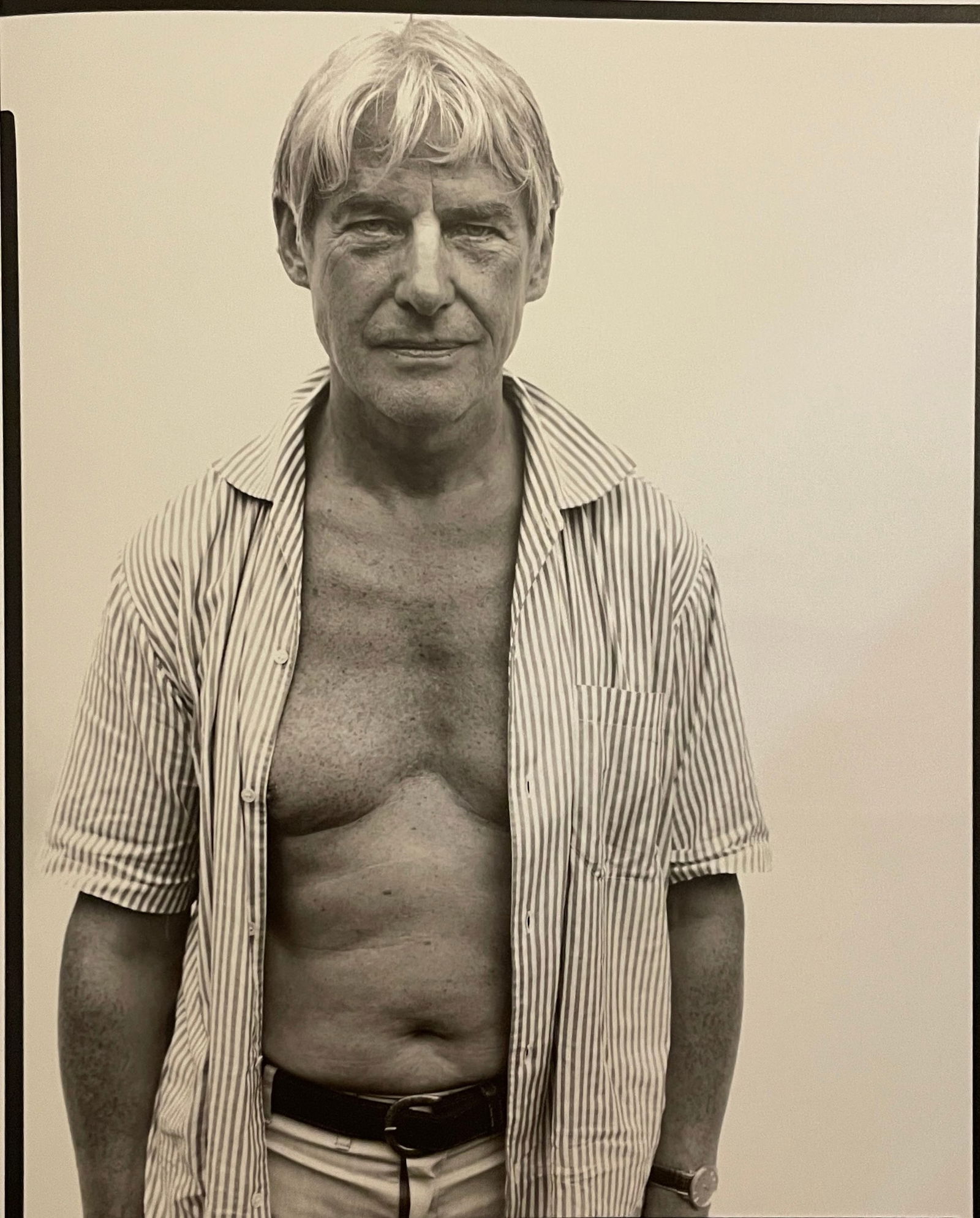 Richard Avedon - Willem de Kooning, 1969: RICHARD AVEDON (1923â€“2004) Title - Willem de Kooning, 1969 Type of Print - Print in Colors Approximate Image Size - 9 3/4" x 7 3/4" Richard Avedon was an influential American fashion and fine a
