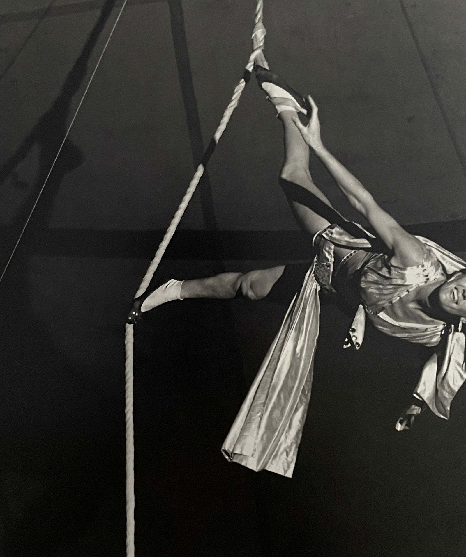 Bruce Davidson - The Duffy Circus, Ireland, 1967: BRUCE DAVIDSON (B.1933) Title - The Duffy Circus, Ireland, 1967 Type of Print - Print in Colors Approximate Image Size - 9" x 7" Bruce Davidson is an American photographer known for capturing images o