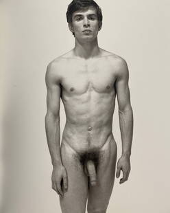 Richard Avedon - Rudolf Nureyev, Paris: RICHARD AVEDON (1923-2004) Rudolf Nureyev, Ballet Dancer, Paris Print in Colors, Printed in the 1990s 9 3/4" x 12 1/4"