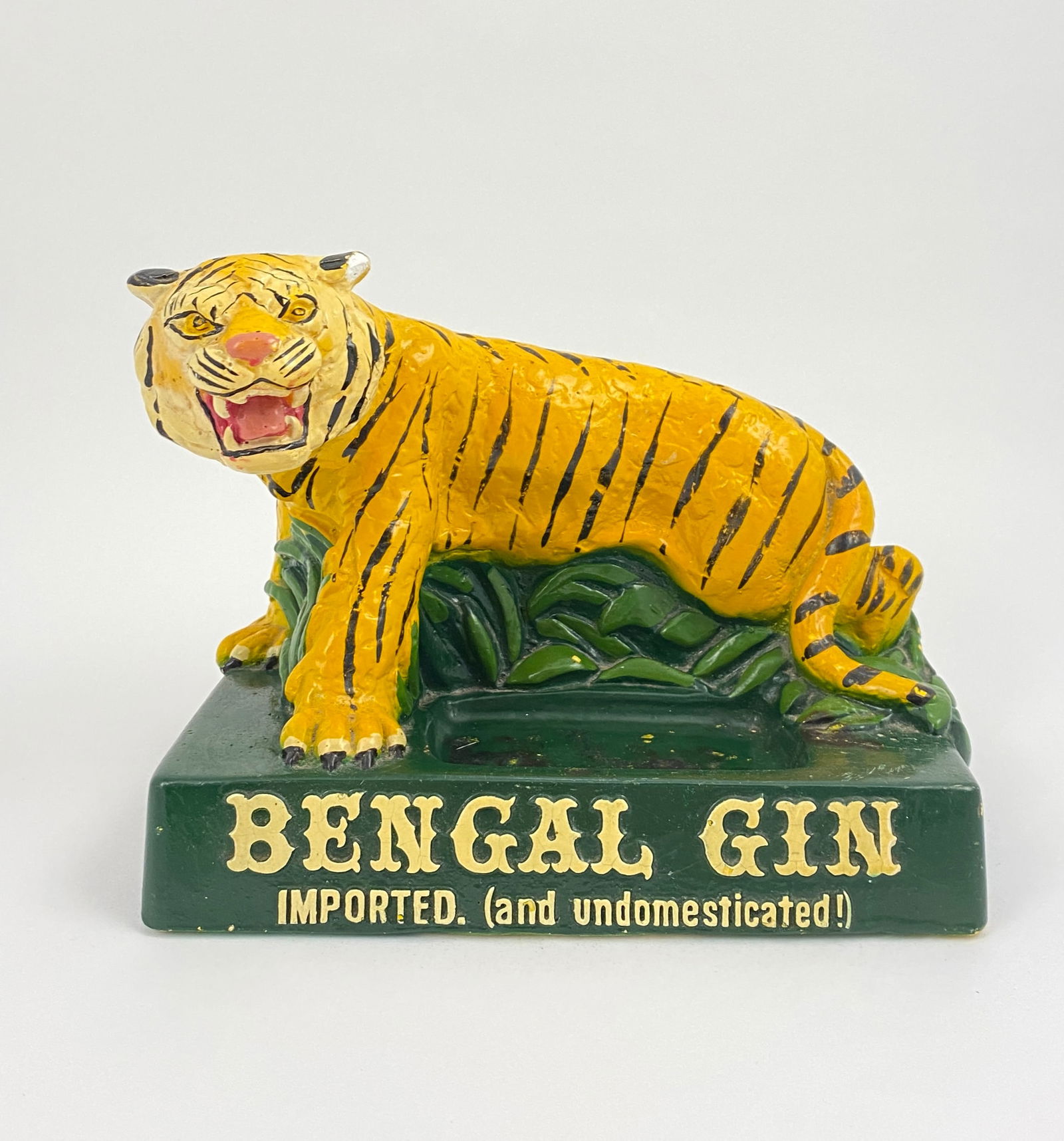 Vintage Bengal Gin - Chalk Ware Counter Display Advertisement (1 of 9)