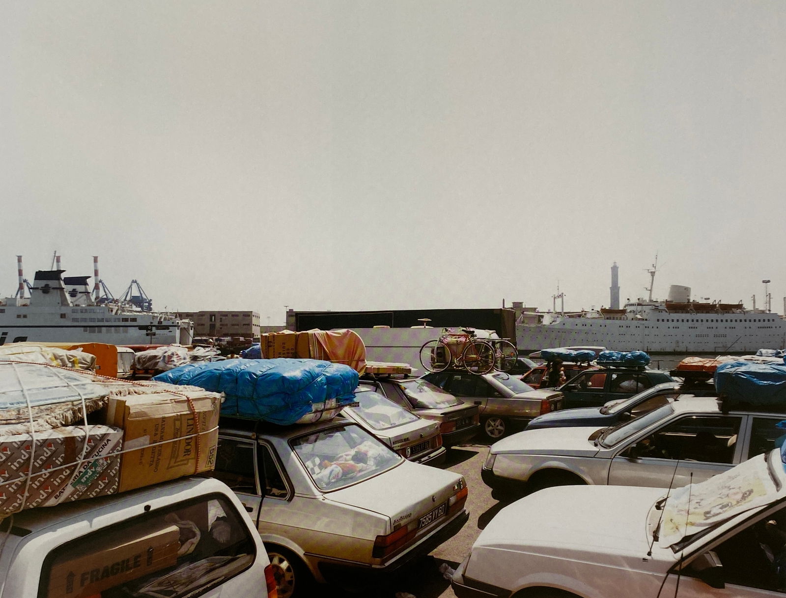 Andreas Gursky - Genoa, 1991 (1 of 1)