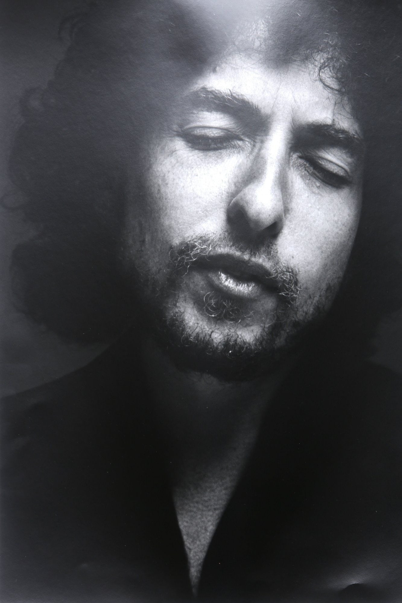 Annie Leibovitz - Bob Dylan, 1977: ANNIE LEIBOVITZ (B. 1949) Bob Dylan, Los Angeles, 1977 Print 24" x 20"