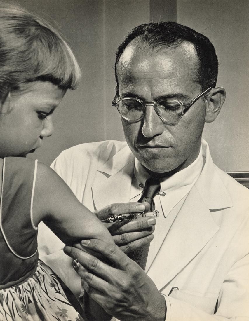 Yousuf Karsh - Jonas Edward Salk, Print (1 of 1)