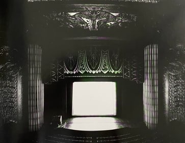Hiroshi Sugimoto - Paramount, Oakland, 1994