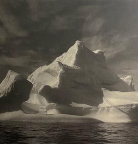 Lynn Davis - Iceberg #20, Greenland, 1988