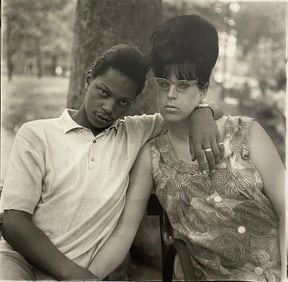 Diane Arbus - Young man and his pregnant wife, NYC, 1965
