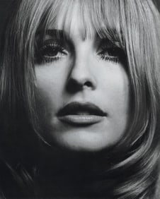 Philippe Halsman - Sharon Tate