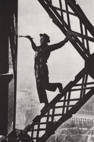 Marc Riboud - The Painter of the Eiffel Tower, 1954