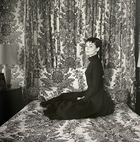 Cecil Beaton - Audrey Hepburn, 1954
