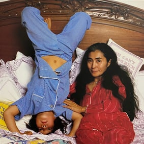 Annie Leibovitz - Yoko Ono and Sean Ono Lennon, 1981