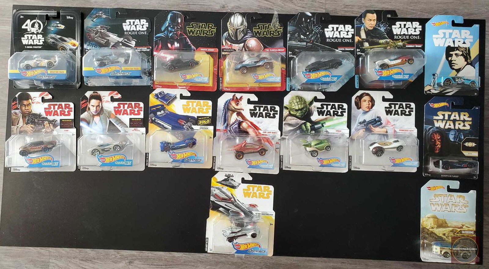 Hot Wheels Star Wars lot of 16 carded cars (1 of 1)