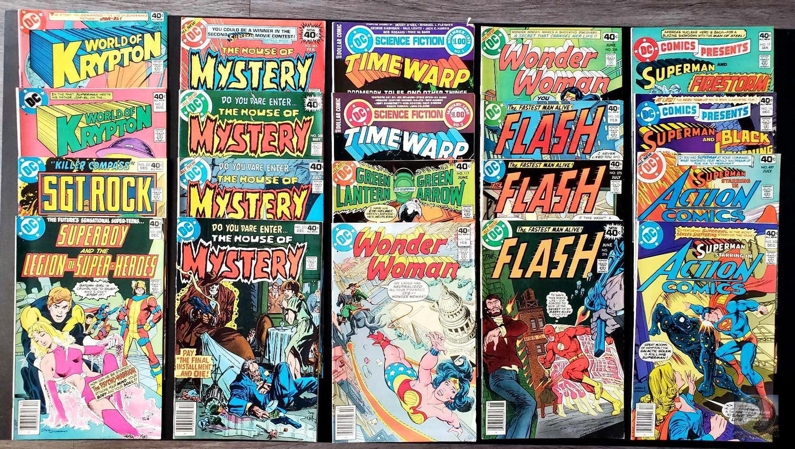 Lot of 20 DC comics featuring (1 of 11)