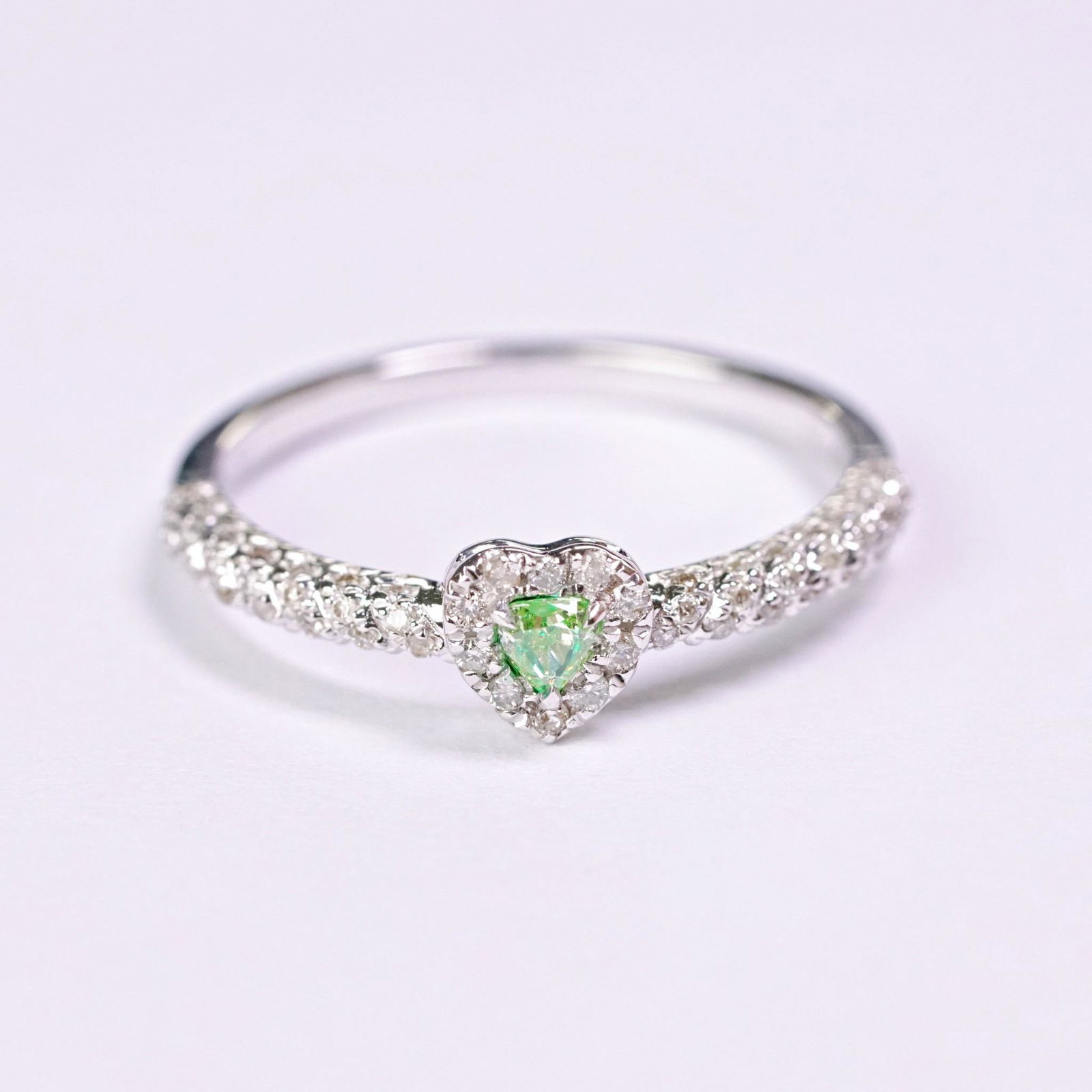 18K White Gold 0.35 CTW Green Diamond Ring (1 of 7)