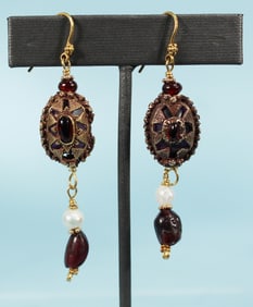 Nabataean Gold Scarab Earrings
