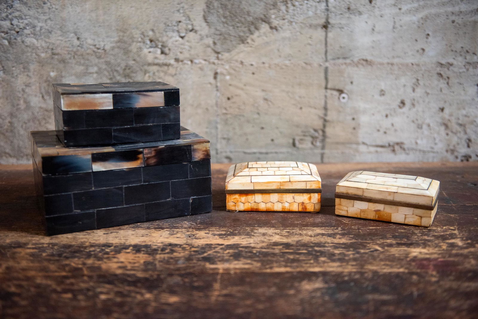 ANTIQUE KEEPSAKE BOXES (1 of 4)