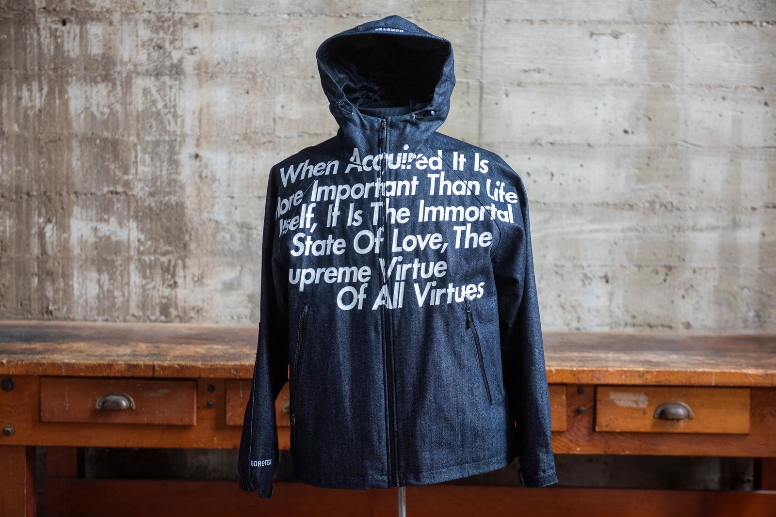 SUPREME JUNYA WATANABE COMME DES GARÇONS GORE-TEX DENIM PARKA (1 of 4)