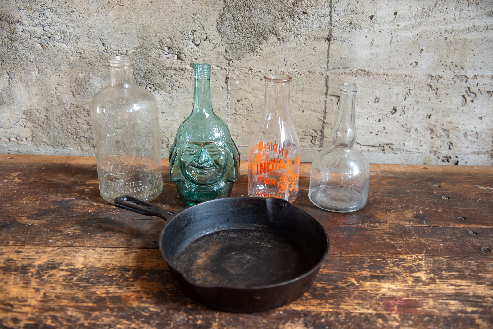 WAPAK CAST IRON & GLASS BOTTLES (1 of 5)