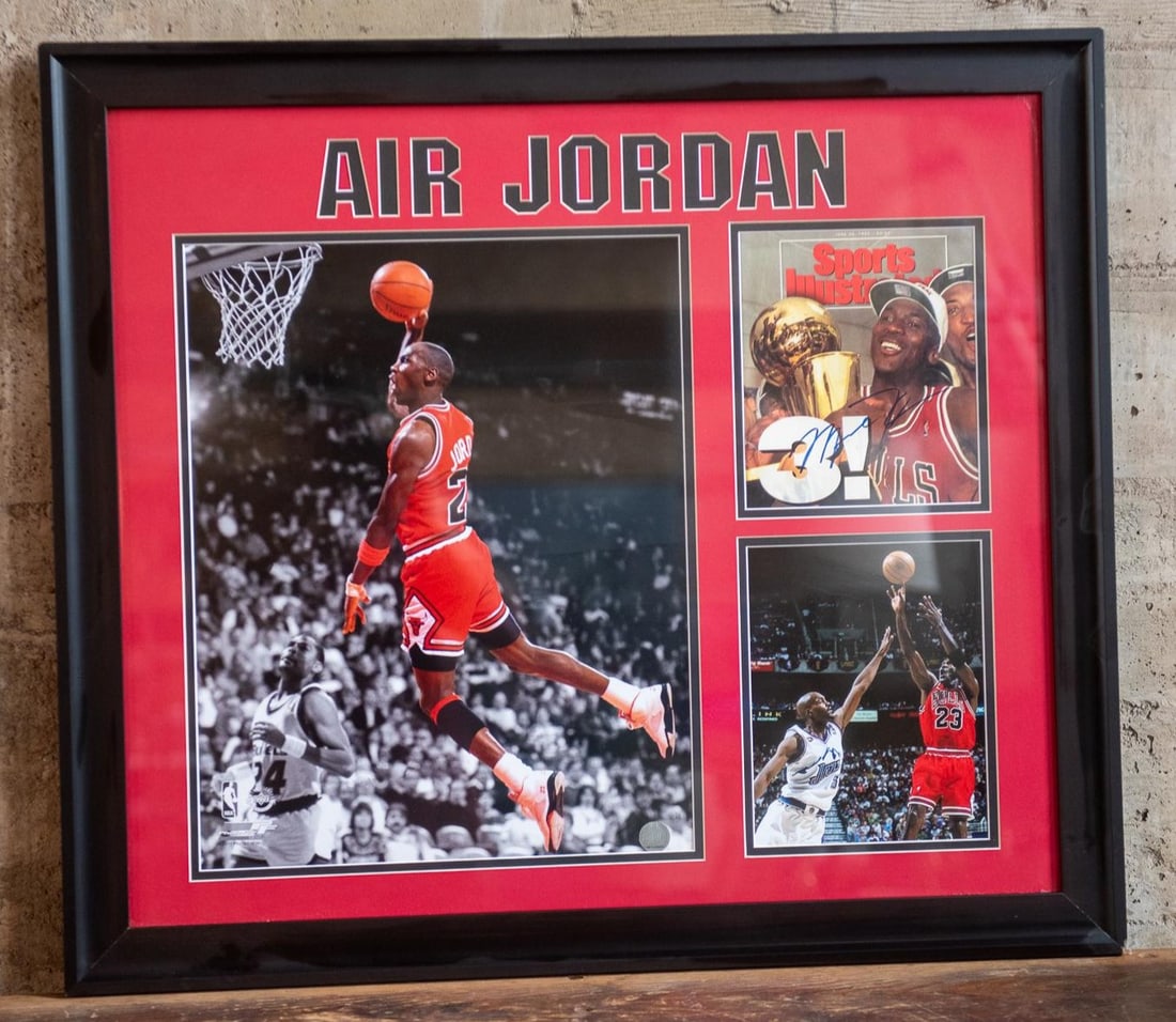 MICHAEL JORDAN "AIR JORDAN" SIGNED PHOTO (1 of 6)
