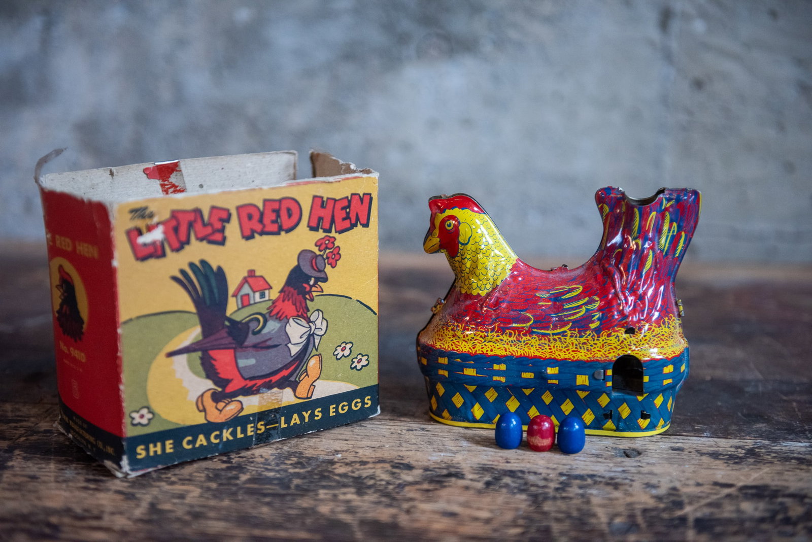 LITTLE RED HEN NO. 941D (1 of 5)