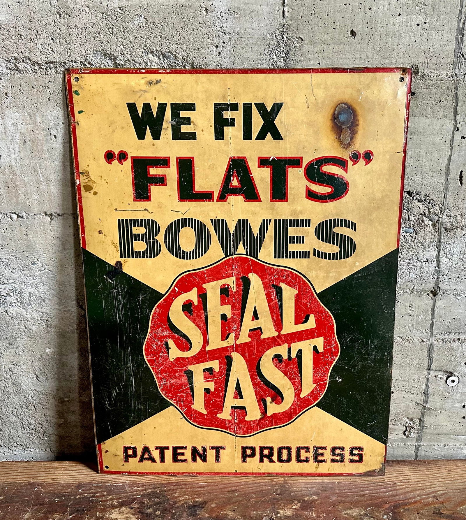 BOWE'S SEAL FAST METAL SIGN (1 of 5)