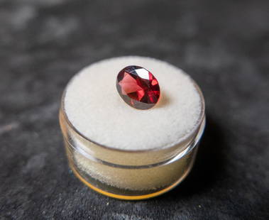 2.59 CT. ORISSA GARNET: A beautiful oval shaped Orissa Garnet. 8x10mm. 2.59 ct.ConditionGood condition.