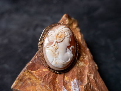 14K GOLD CAMEO #2: 14K gold antique cameo pendant, approx. weight is 10.6 grams.Size1.75''H 1.5''WConditionGood condition.