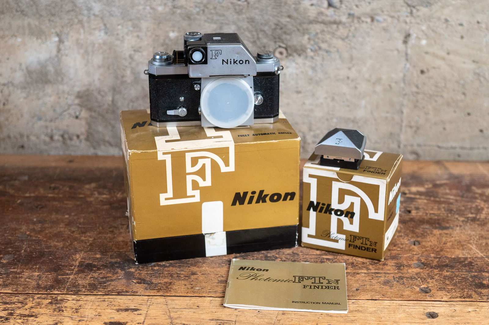 Nikon F 35MM CAMERA (1 of 5)