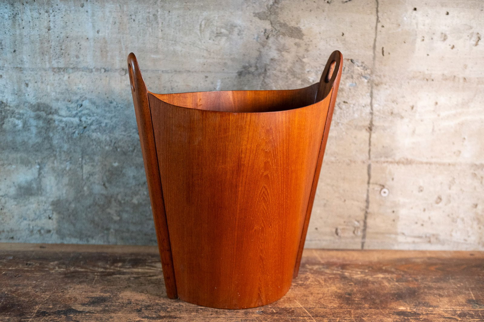 TEAK BASKET BY EINAR BARNES FOR P.S. HEGGEN (1 of 4)