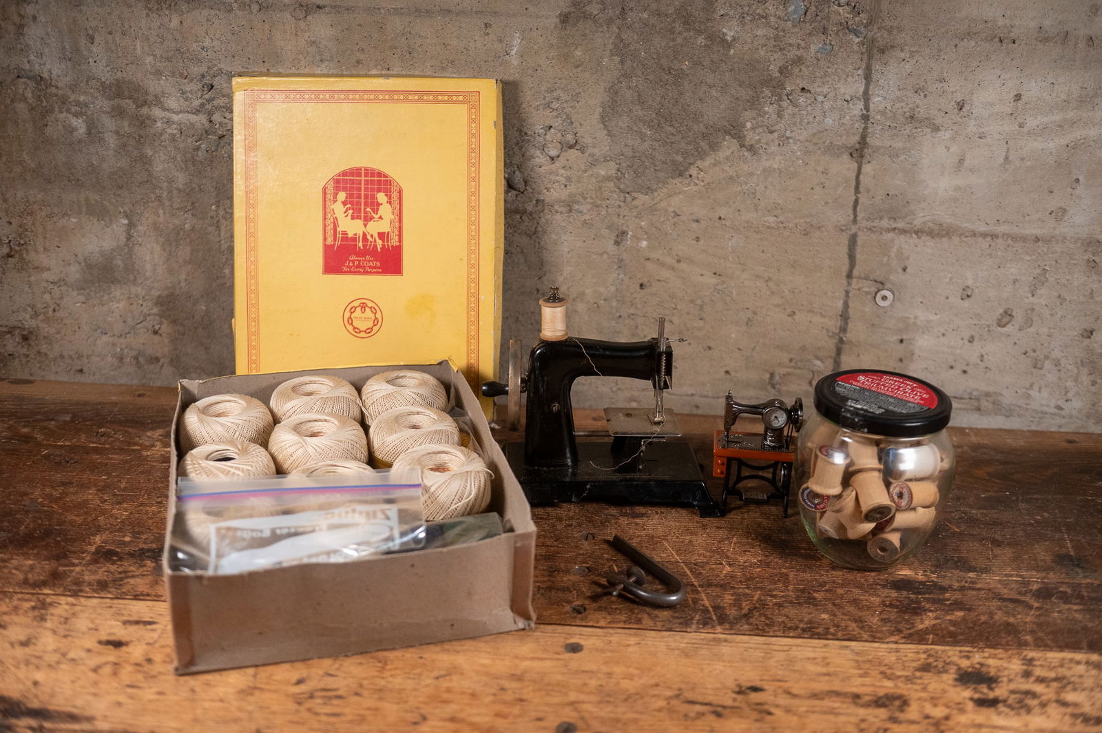 ANTIQUE SEWING ASSORTMENT (1 of 5)