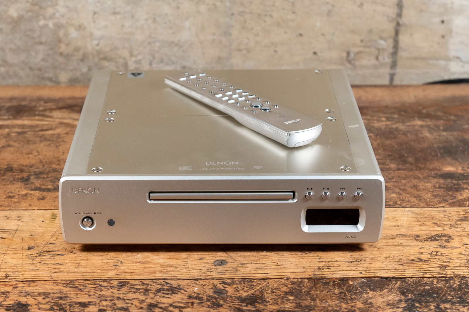 DENON DCD-CX3 SINGLE DISC CD-PLAYER (1 of 5)