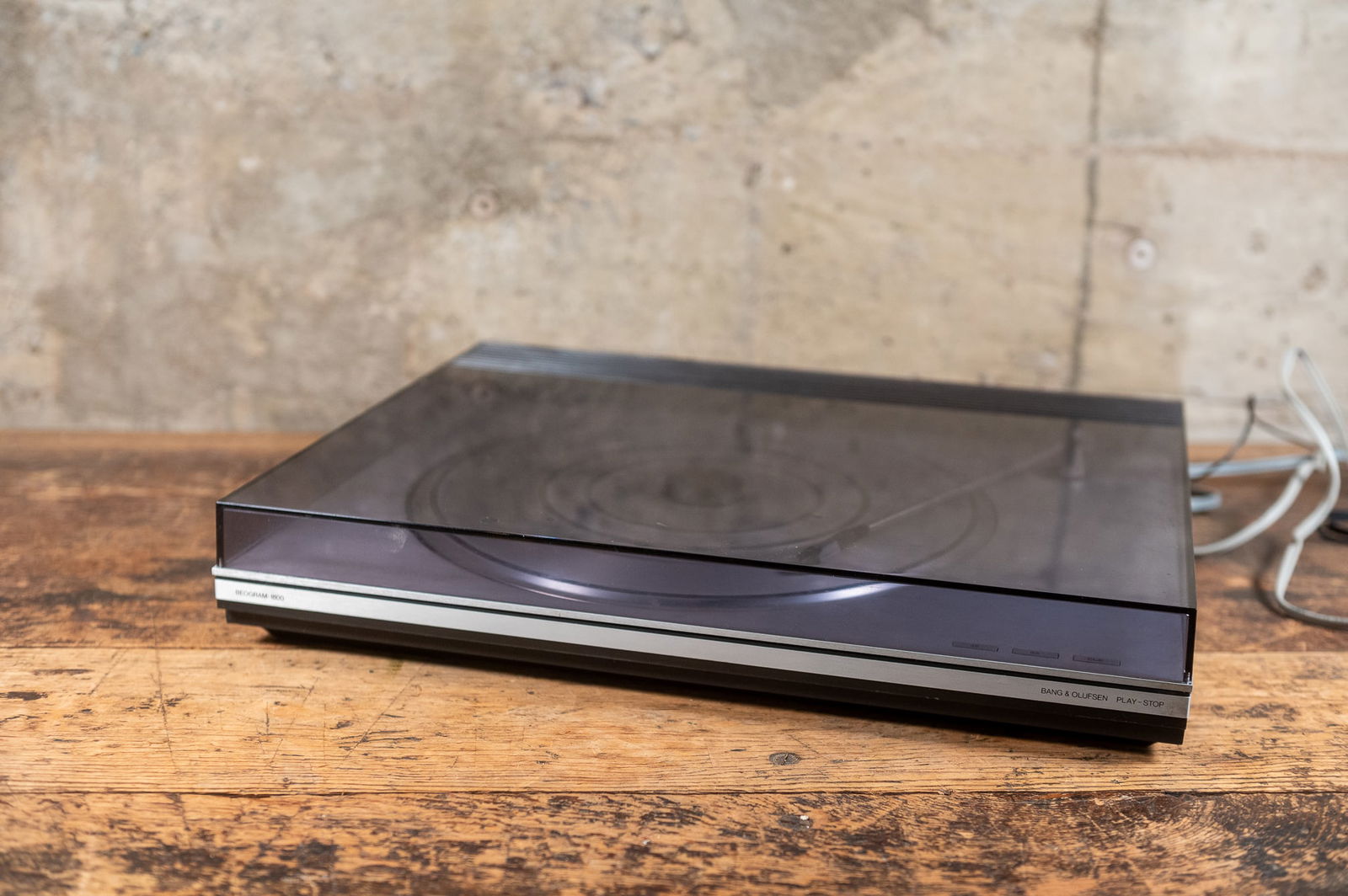 BANG & OLUFSEN BEOGRAM 1800 TURNTABLE (1 of 9)