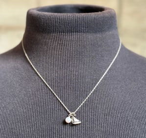 VANTEL PEARLS NECKLACE