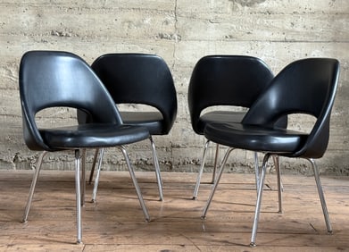 EERO SAARINEN FOR KNOLL EXECUTIVE CHAIRS