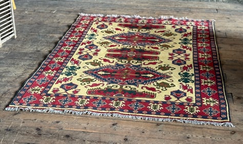 HAND MADE WOOL PILE ORIENTAL RUG