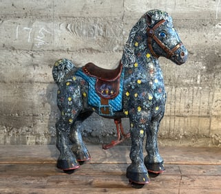 MOBO BRONCO RIDING HORSE