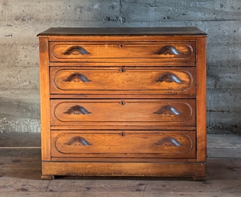 FRENCH WALNUT CHEST OF DRAWERS