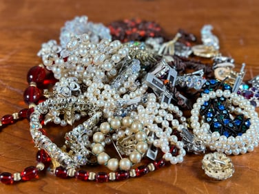 QUALITY COSTUME JEWELRY
