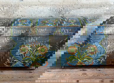 SWEDISH 19TH CENTURY HAND-PAINTED OAK DOME TOP COFFER