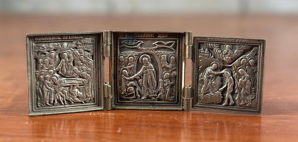 RUSSIAN TRINKET ICON