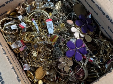COSTUME JEWELRY, 15LBS