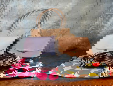 DESIGNER PURSES & BAGS