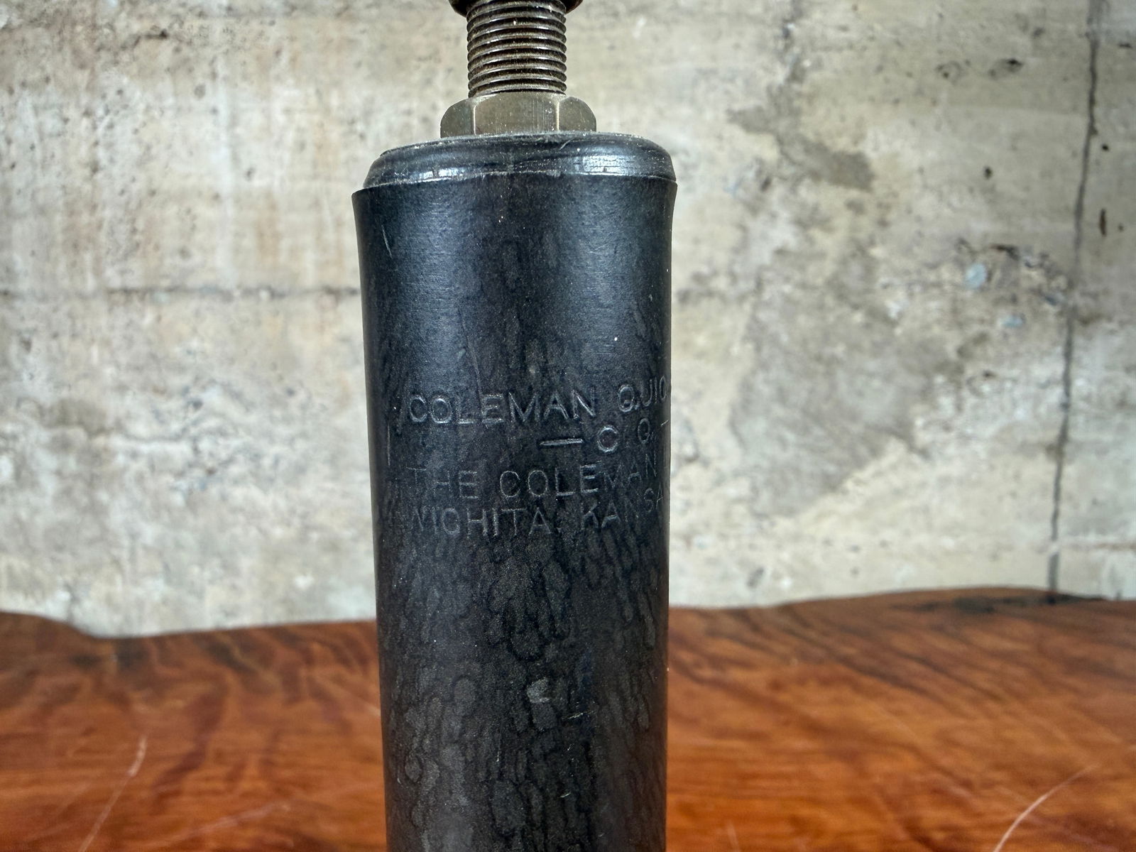 COLEMAN QUICK-LITE TABLE LAMP - 7