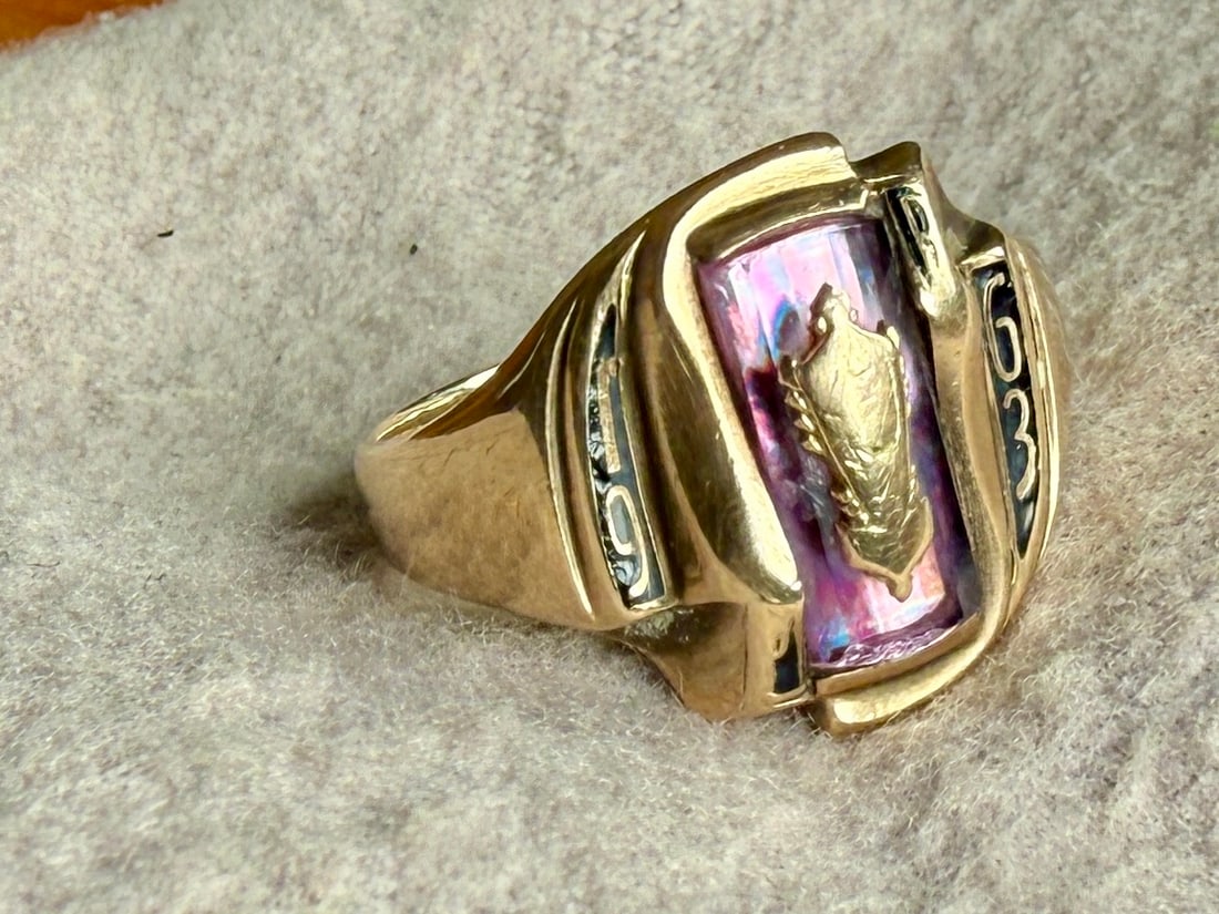 10K GOLD CLASS RING - 3