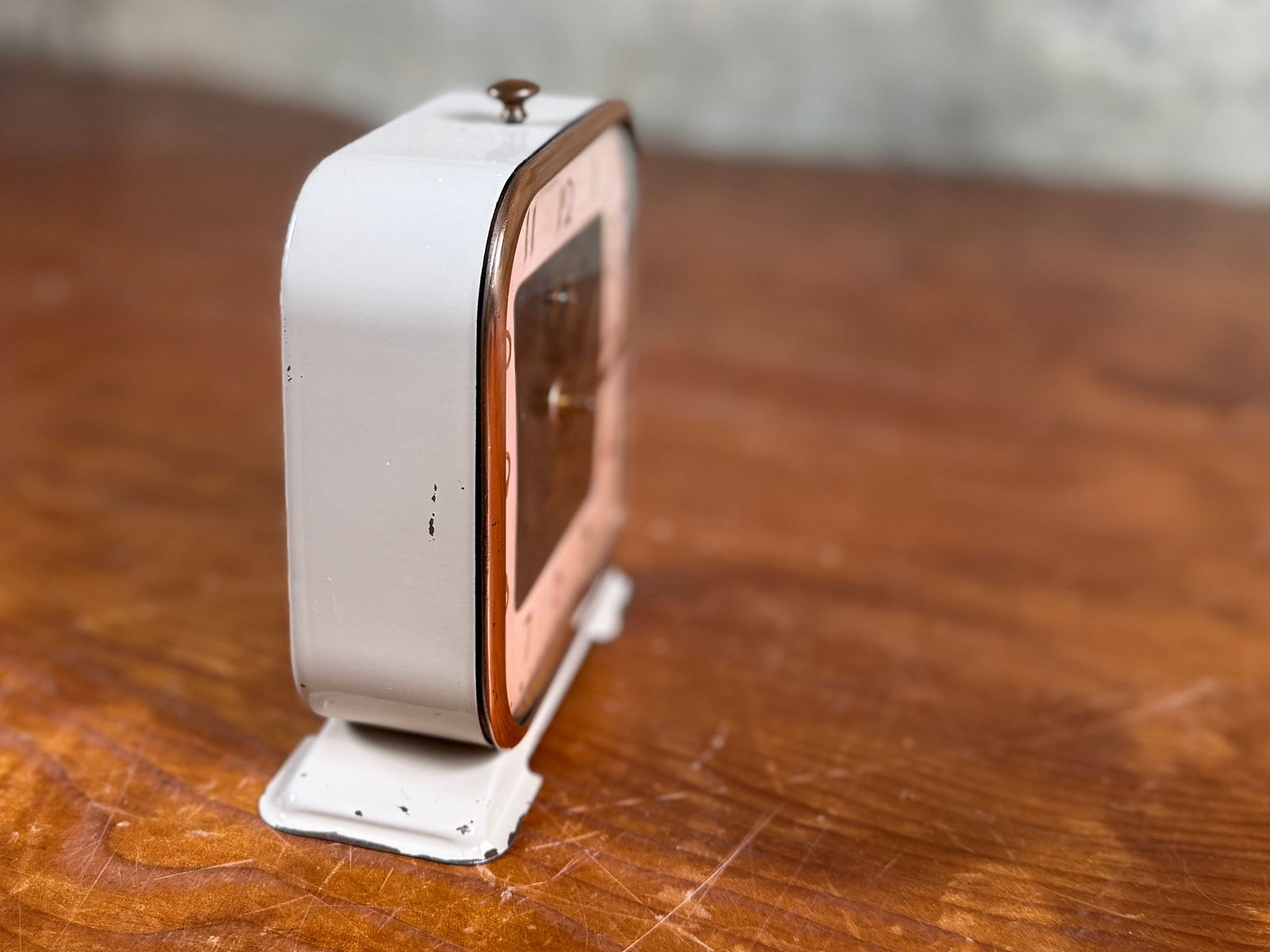 LUX CONQUEROR ALARM CLOCK - 4