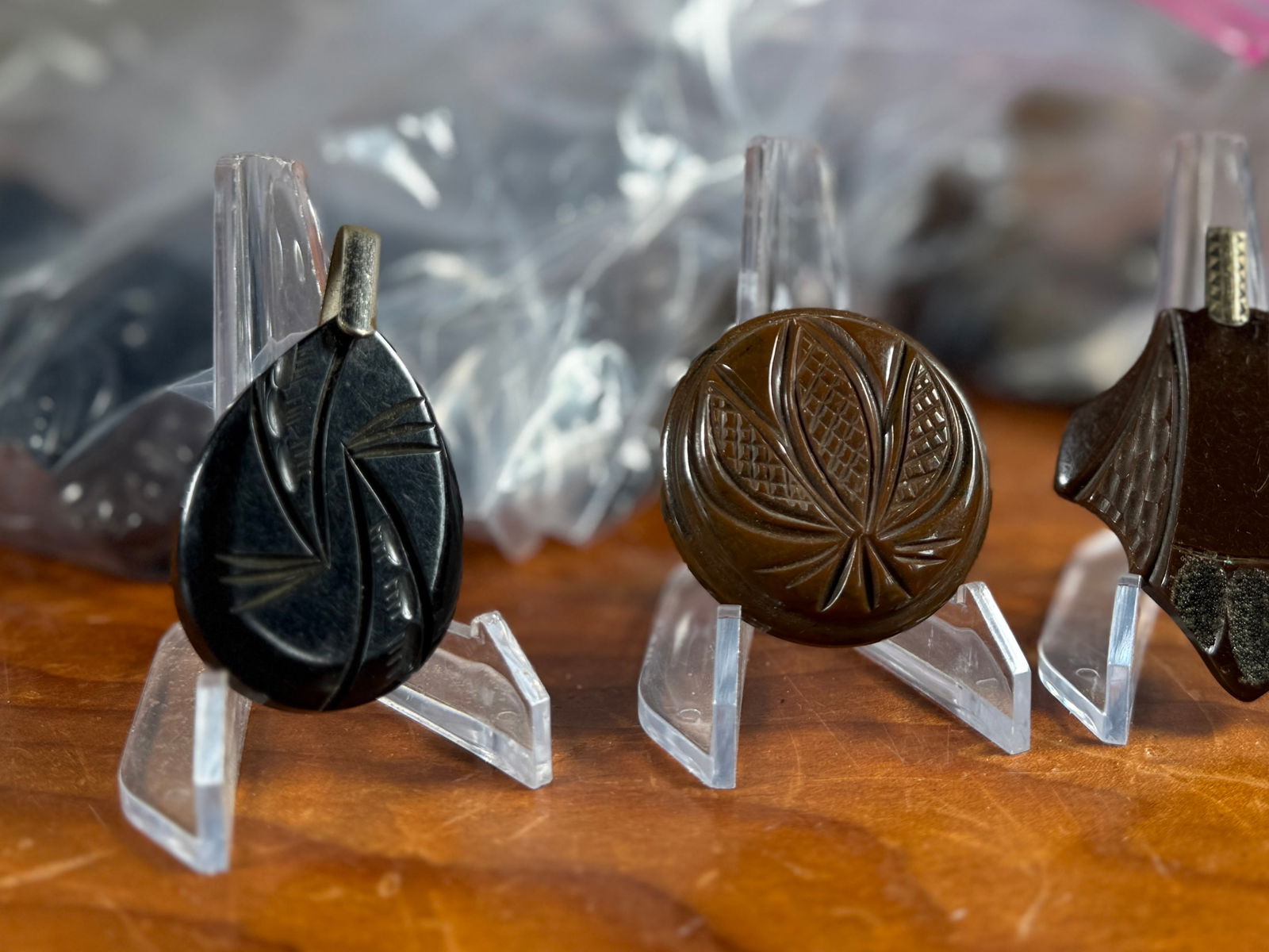 LARGE BAKELITE BUTTON COLLECTION - 4