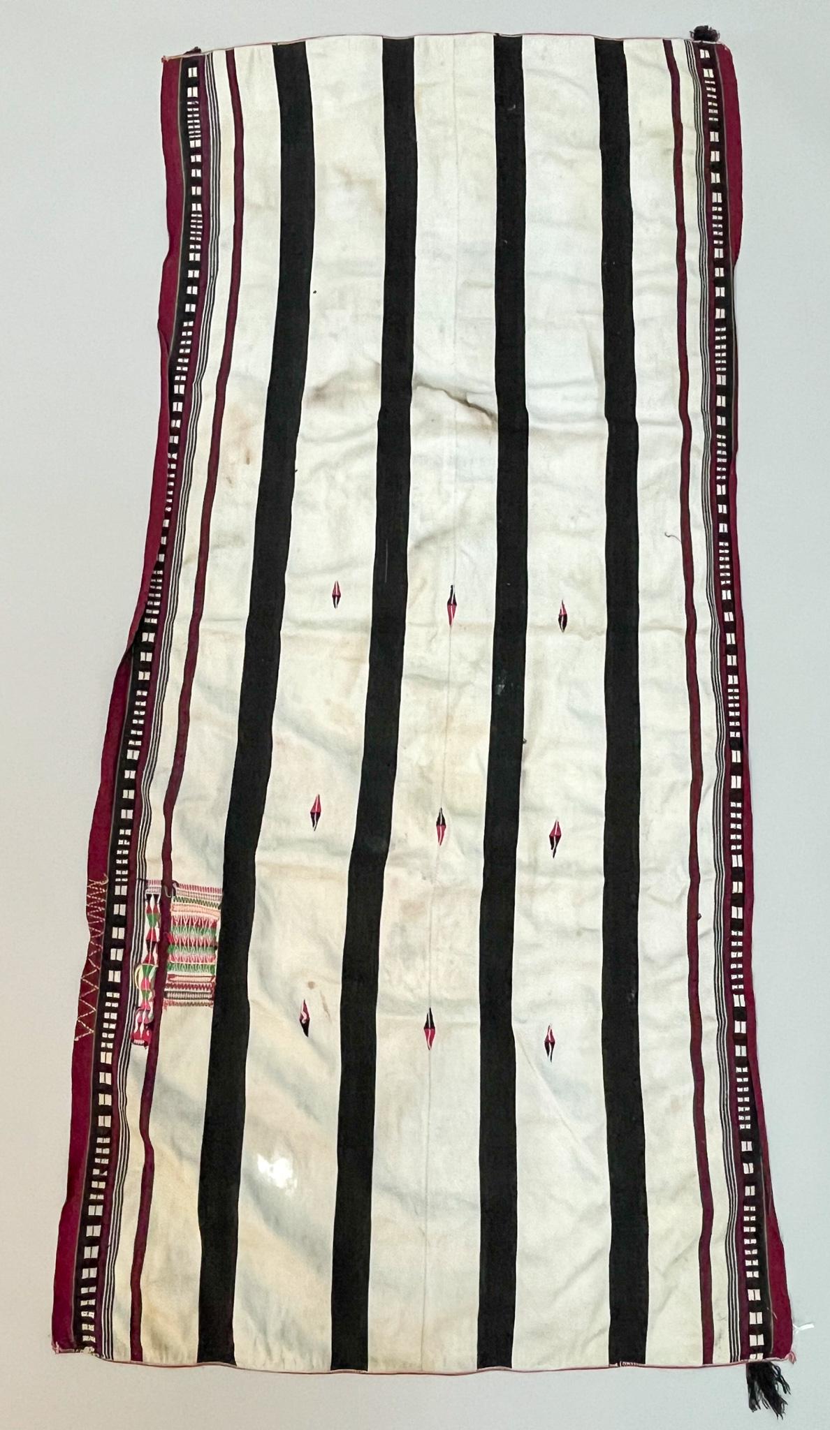 Nagar, India, Vintage Cotton Textile (1 of 7)