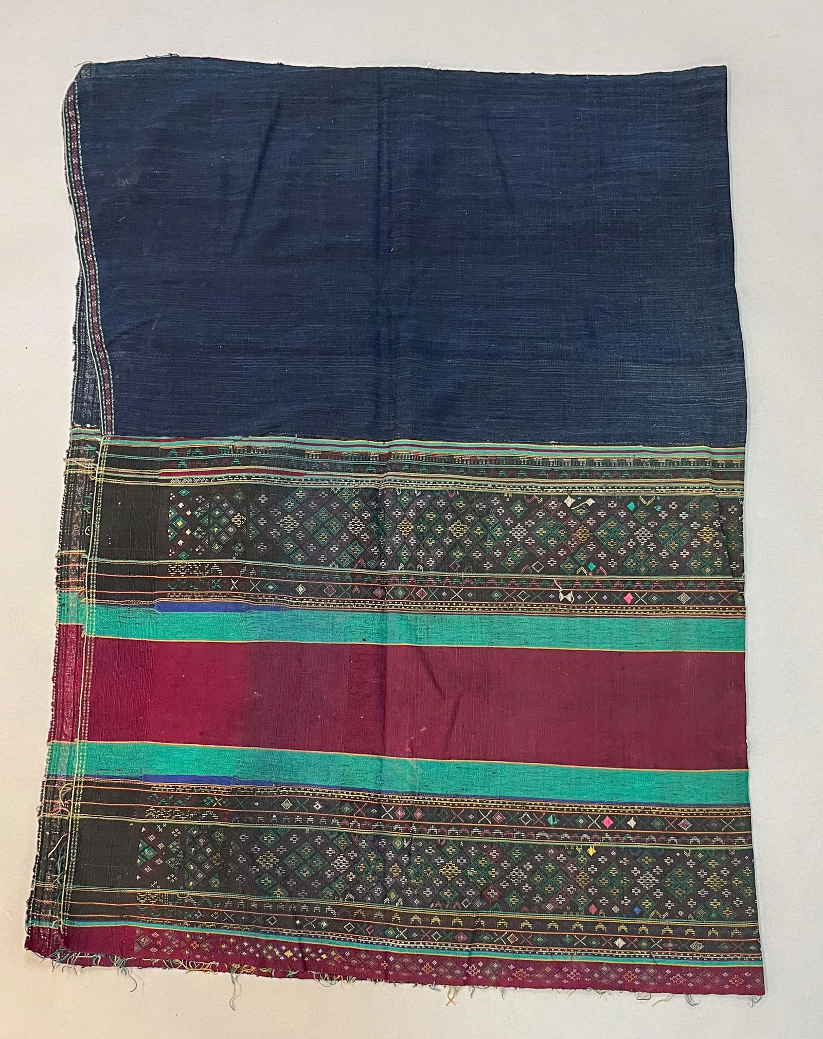 Chin, Myanmar (Burma) Vintage Woven Cotton Women's "Longyi" Tubular Sarong (1 of 6)